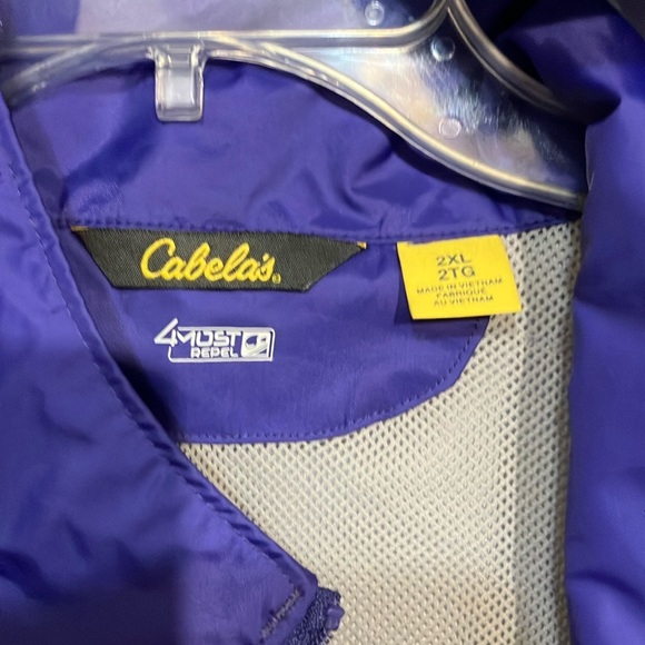 Cabela's women’s purple rain coat with storable hood  2XL - Picture 2 of 11